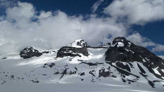 Division Mountain has two obvious summits that I'm not sure which is the true one...