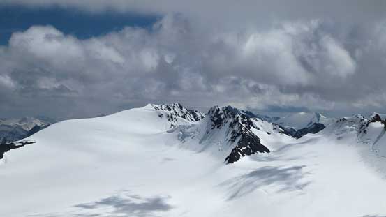 Cambrai Mountain and Messines Mountain