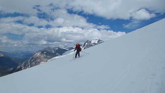Ben making turns with Forbes as a back-ground