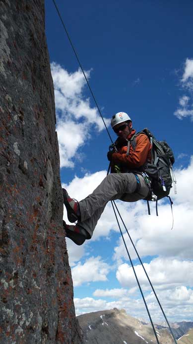 This picture shows clearly the slope angle on the lower face. 