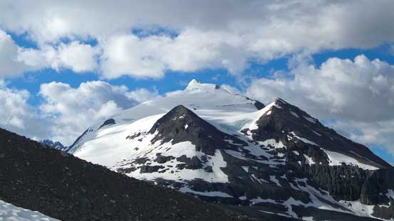Mons Peak stealing the show. You can see the summit pyramid that we climbed via the left skyline