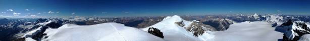 Partial summit panorama from Lyell 3. Click to view large size.