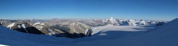 Panorama of Lyell Icefield. Click to view large size.