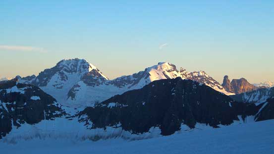 Rostrum Peak and Icefall Peak