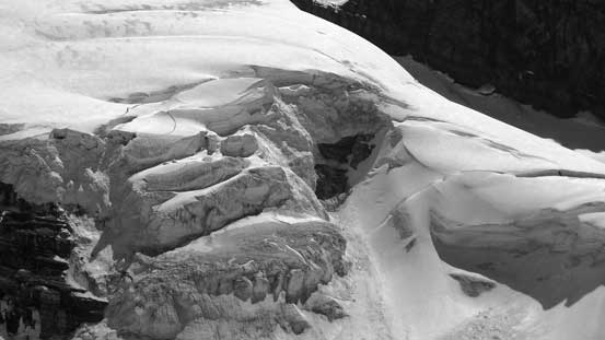 Icefalls on the upper Alexandra Glacier