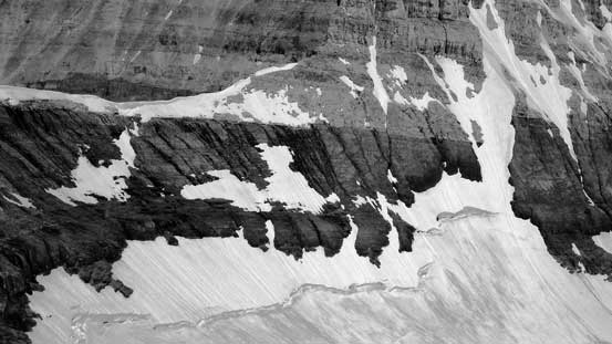 The "black bands" up towards Victoria/Collier col - a key accessing col for North Victoria