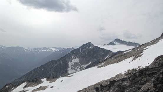 Looking over the broad SW slopes towards the distant Gwendoline Mountain