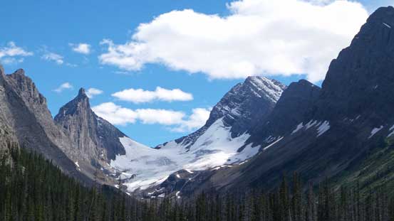 Looking up this valley was Robertson/Sir Douglas col - a popular ski destination