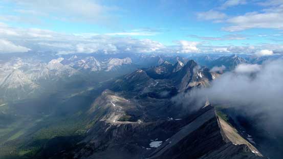 Mt. Birdwood now looks tiny. 