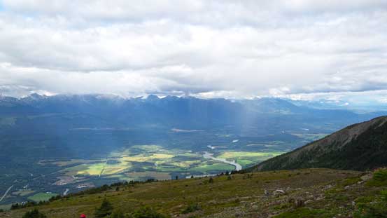Sunbeam shone through the clouds
