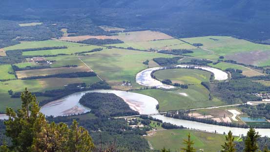 Fraser River and some interesting river valley scenery 