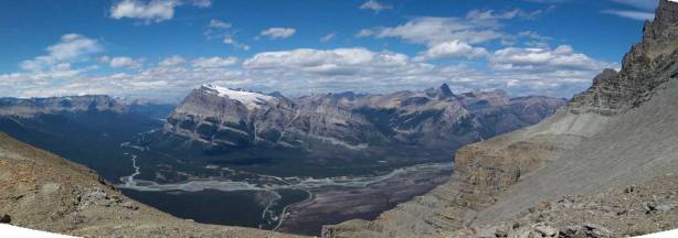 Great view of Mt. Wilson. Click to view large size.