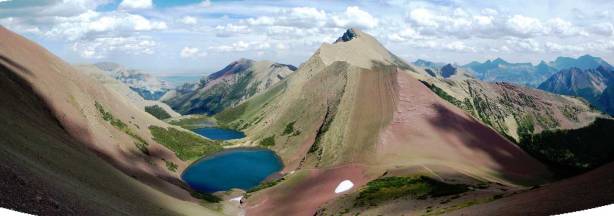 Panorama of Carthew Lakes and Mt. Alderson. Click to view large size.