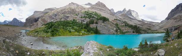 Panorama of the lower Totem Lake. Click to view large size.
