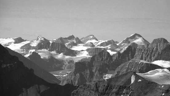 Familiar peaks on the Wapta Icefield. Done all the major ones except for Mt. Des Poilus