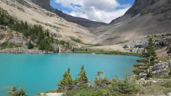 Beautiful colours in this lake