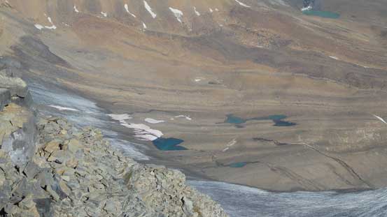 Here're the few tarns that I passed by