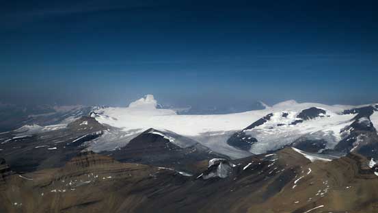 The stretch of Columbia Icefield