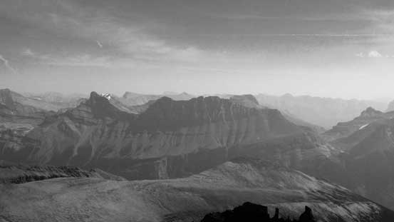 Cirrus Mountain now looks small!