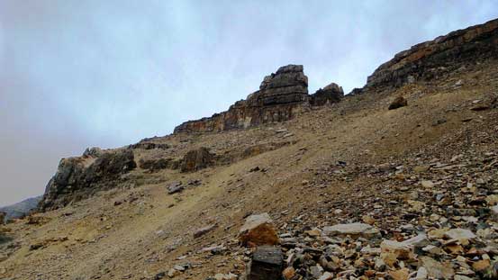 Tedious slog back up to SK/NT col. The scree ramp traverse is obvious