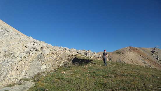 Traversing on this grassy bench