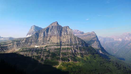 Mt. Oberlin in the foreground - the easiest summit around here