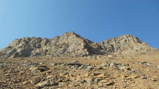 Approaching the upper cliffs