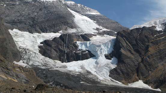 Icefalls on Resplendent Mountain's South Face