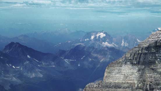 Peaks by Rainbow Range just to the West of Robson Group. 
