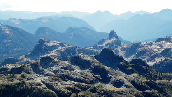 Peaks by Mountain Lake area including Ben Lomond, the most striking one