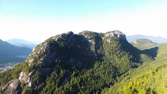 Good view of Stawamus Chief's backside 