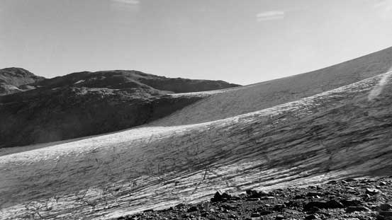 Ready to cross Helm Glacier