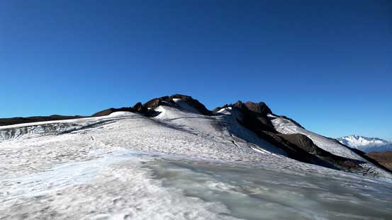 Almost on the broad pass now, looking towards Gentian Peak