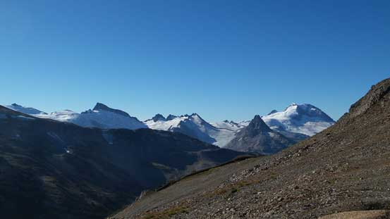 Partway down, great views of Sphinx, Guard and Garibaldi