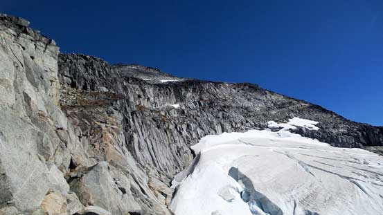 Traversing underneath Polemonium now, looking back