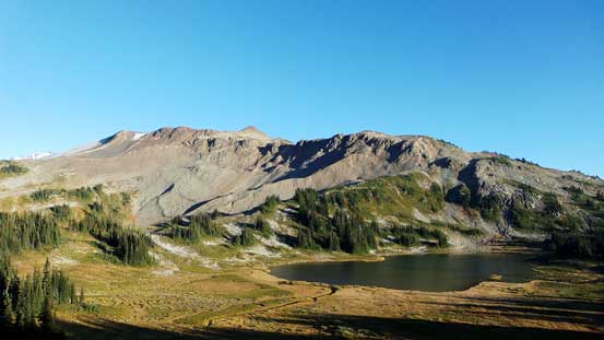 Panorama Ridge with Mimulus Lake in front