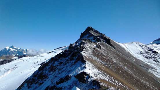 Back to the ridge crest again