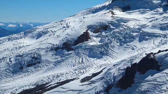 The upper Mazama Glacier