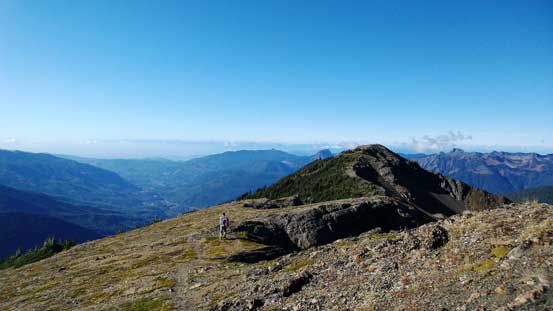 Back to the Skyline Divide traverse