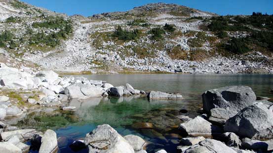 This is indeed a great spot to hang around