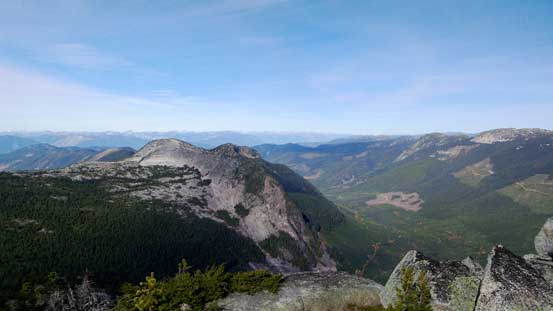 The views opened up towards the north side. Bighorn Peak in the foreground