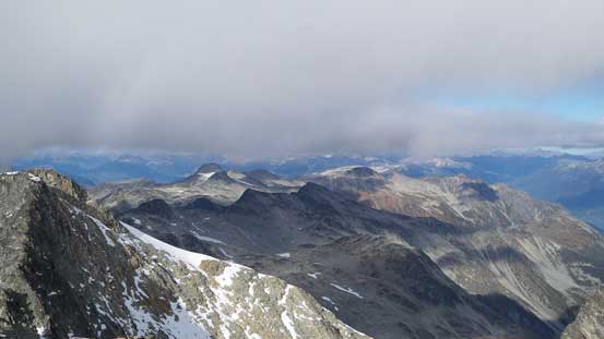 Peaks to the north. Hibachi Ridge left of center