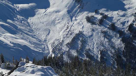 Drainage north of The Black Tusk