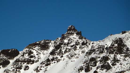 A zoomed-in view of Helm Peak