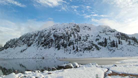 Gin Peak is the one immediately south of Rainbow Lake