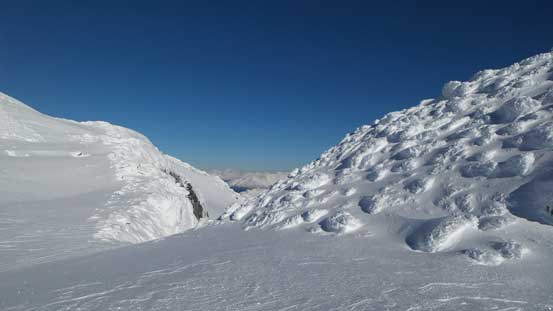 Another col on the long SW Ridge