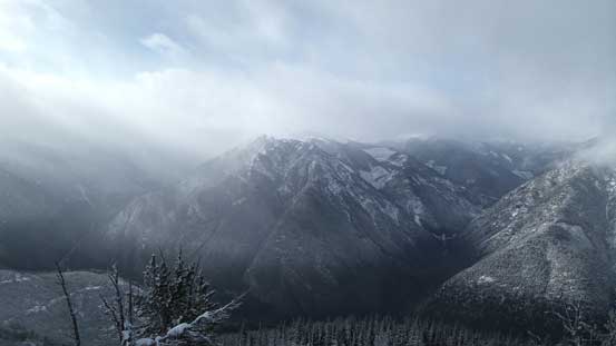 The view opens up towards Geoffrey Peak