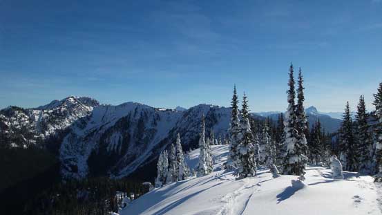 Eastpoint Peak and the terrain on Silverdaisy