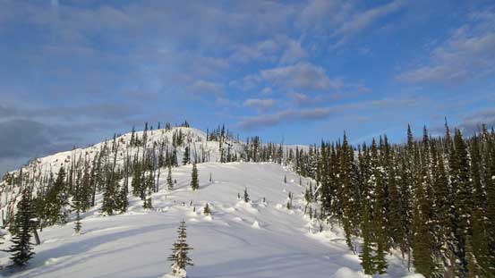 Ascending Hatchethead Mountain