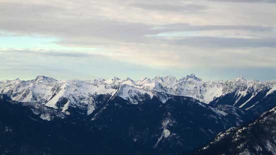 Peaks by Chilliwack Valley including the striking Slesse Mountain